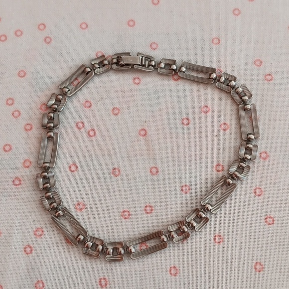 Silver Tone Link Bracelet - Picture 3 of 5